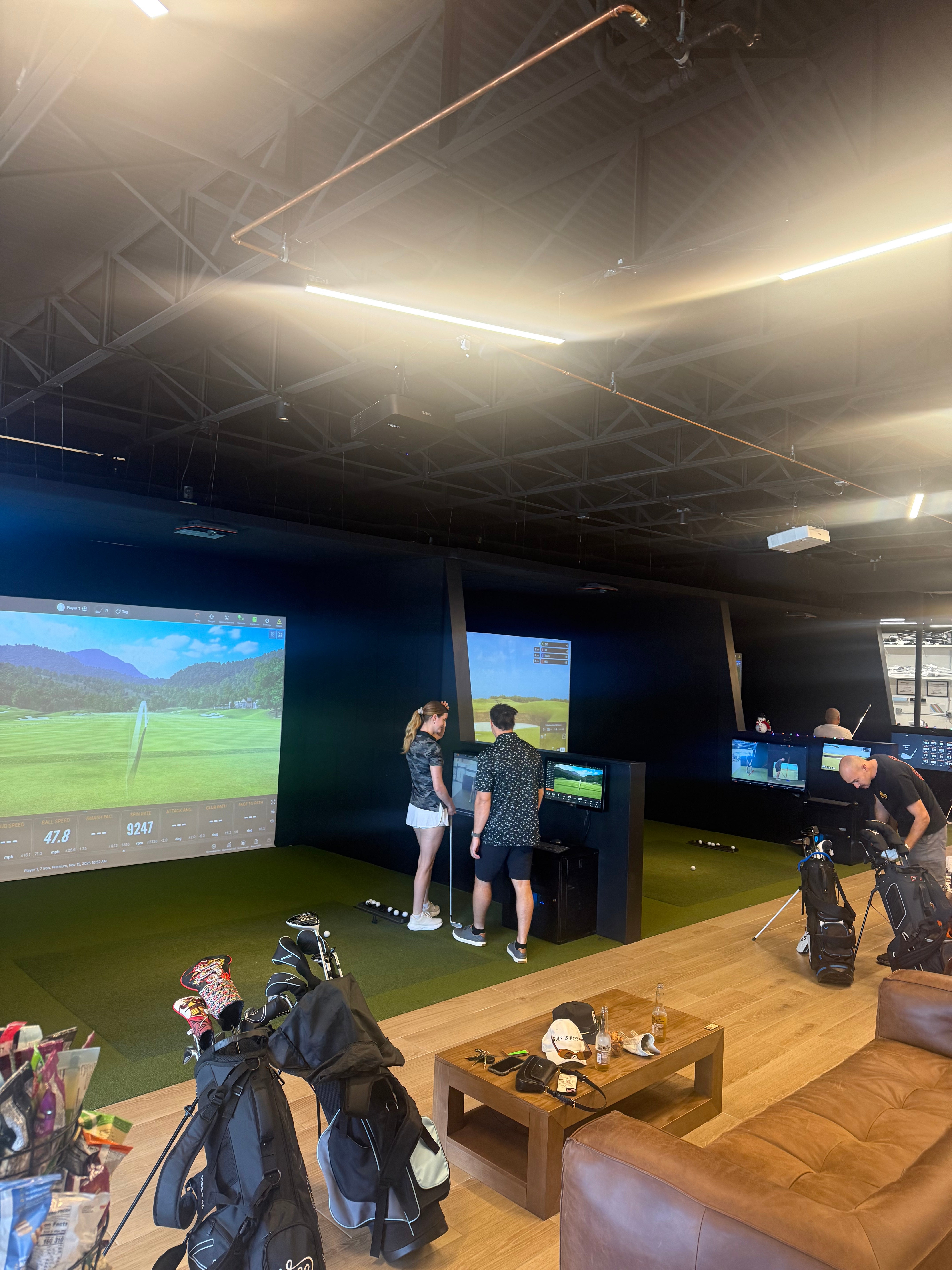 Introducing the Clubhouse Hawaii AI Chat – Instant Answers for Indoor Golf & Lessons