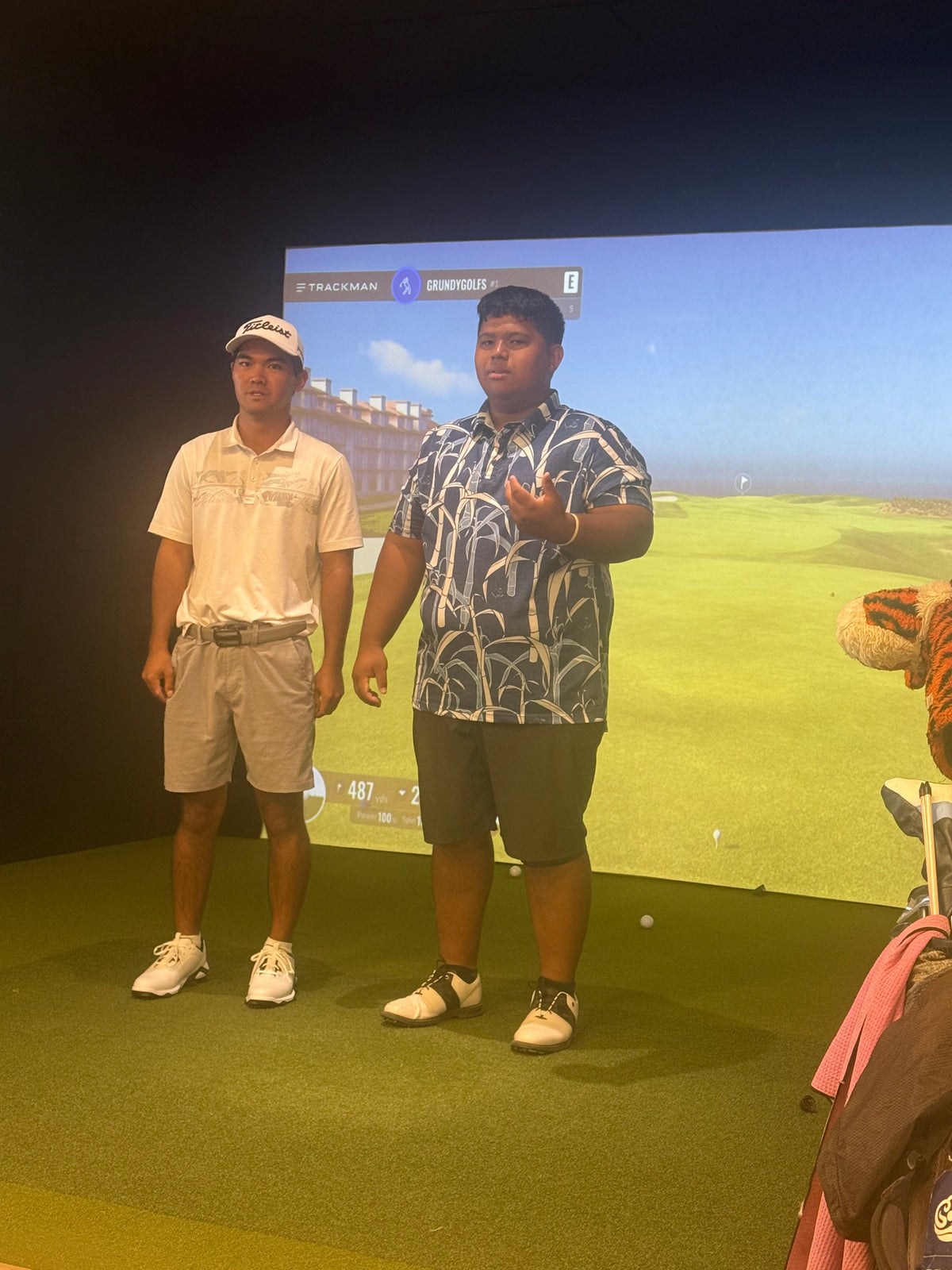 Hawaiʻi’s Top Amateurs Train at Clubhouse Hawaii golf Simulators