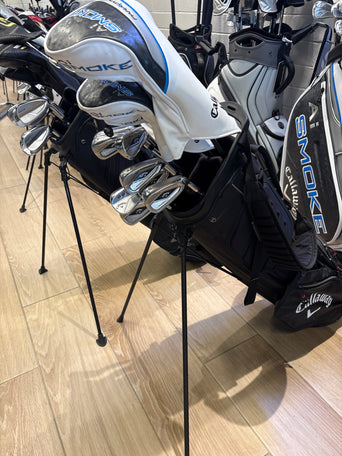Callaway Paradym Ai Smoke golf club set displayed in the shop